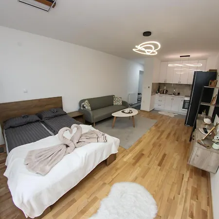 Imperial 7 公寓
