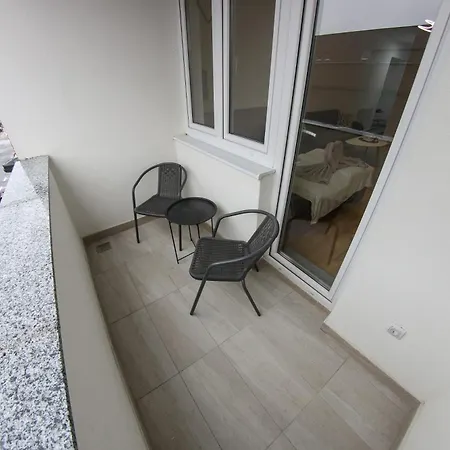 Apartment Imperial 7 *