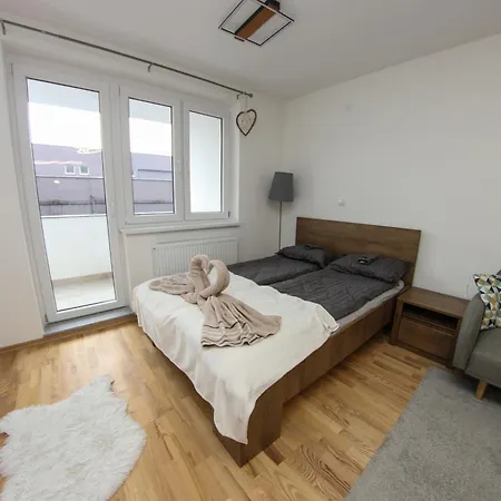 Apartment Imperial 7 *